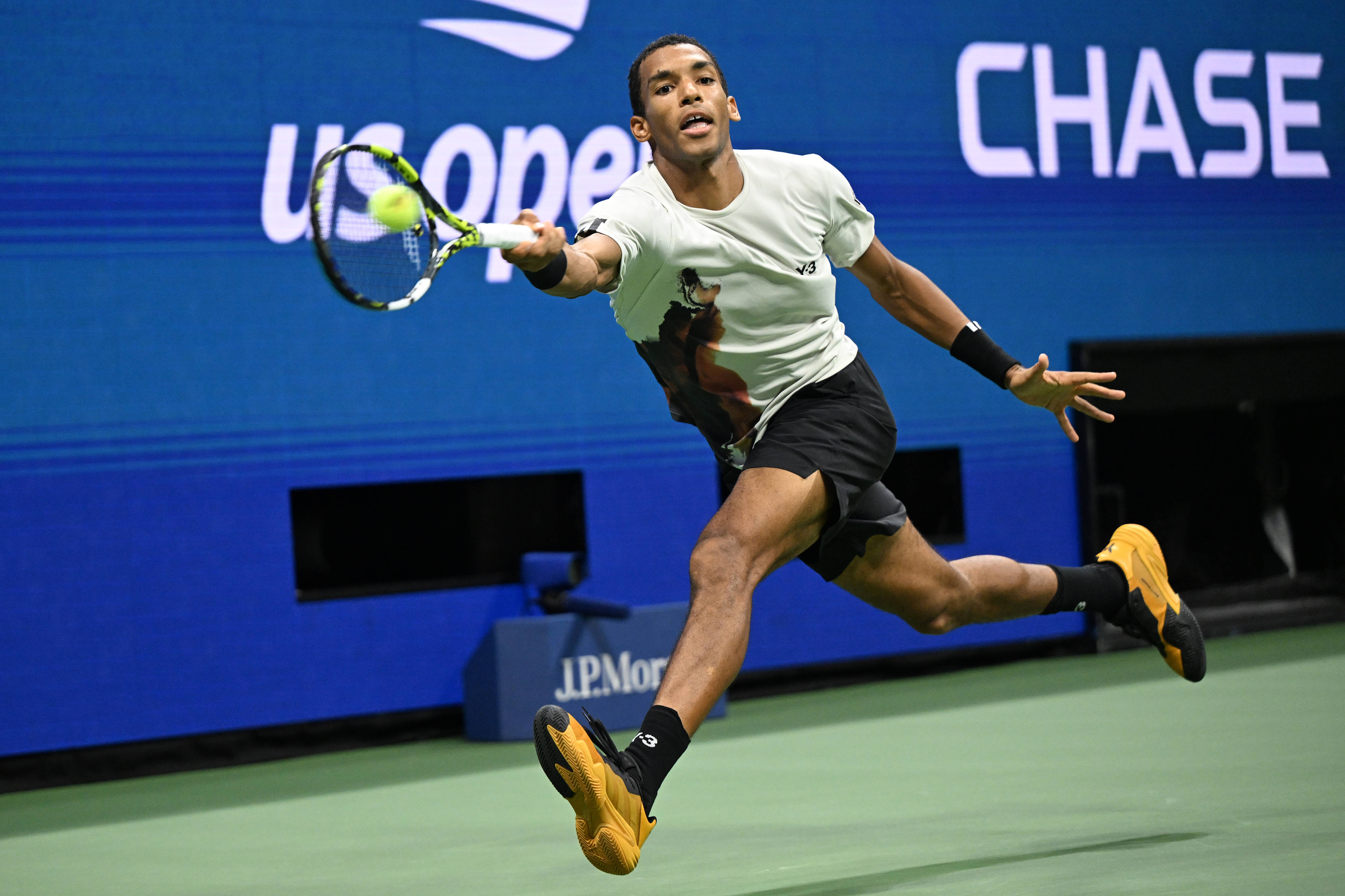 开云体育入口-拉沃尔杯鏖战美网,辛纳点燃赛场 第1张 开云体育入口-拉沃尔杯鏖战美网,辛纳点燃赛场 第1张