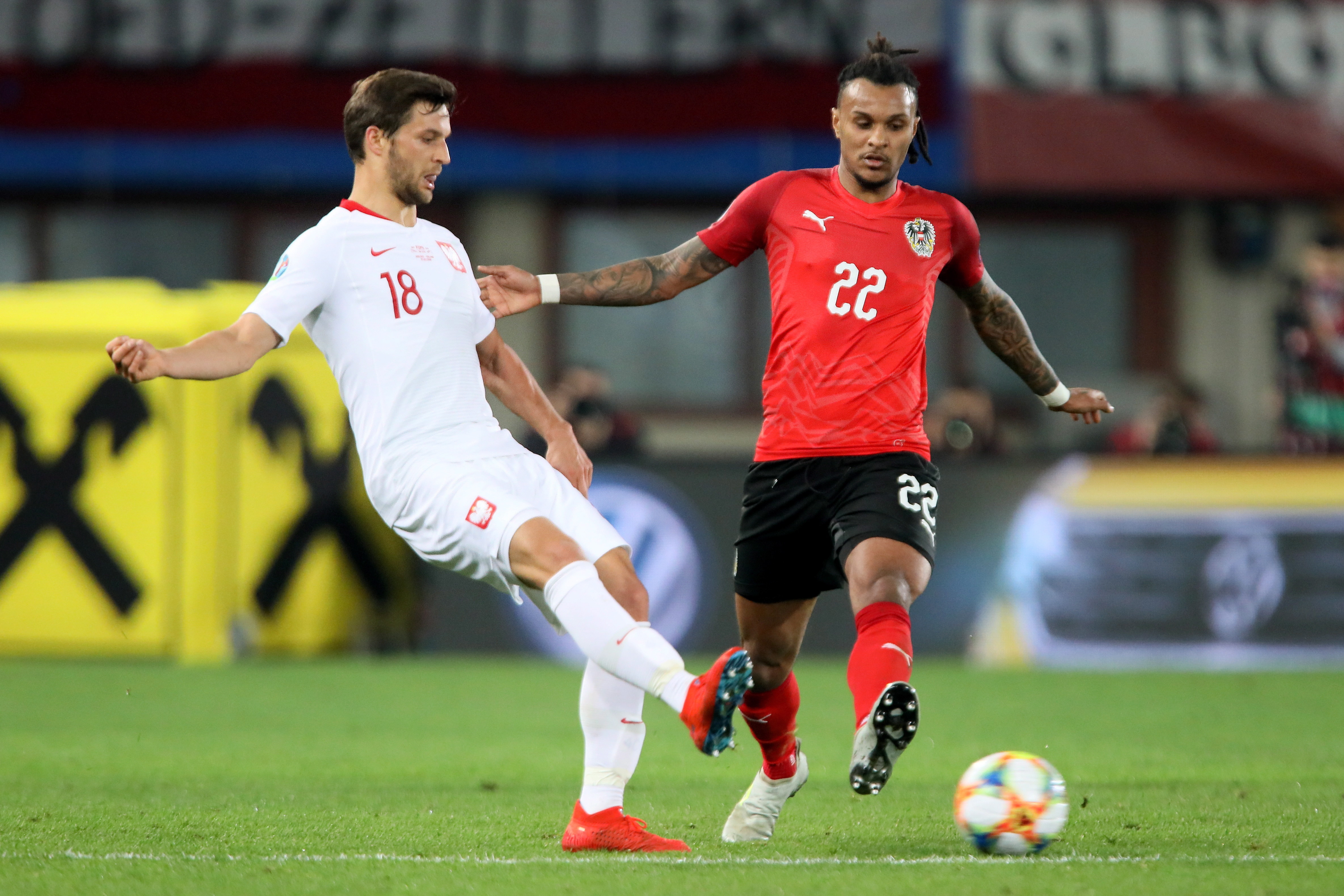 开云体育官方网站-波兰队绝杀奥地利队，张本智和惊艳四座  第2张